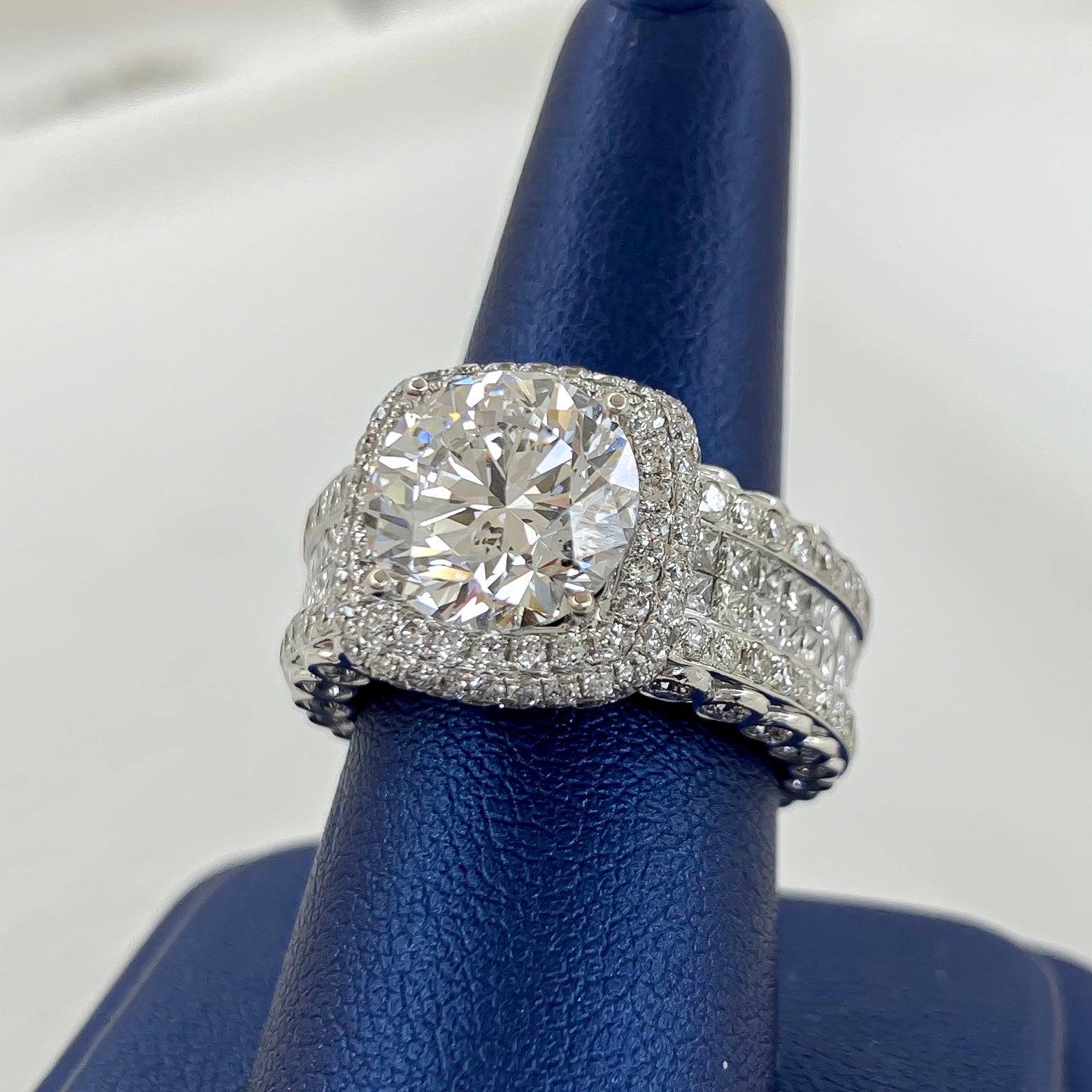 White Gold 9.50ctw Round Brilliant Diamond Ring - Michael E. Minden Diamond Jewelers