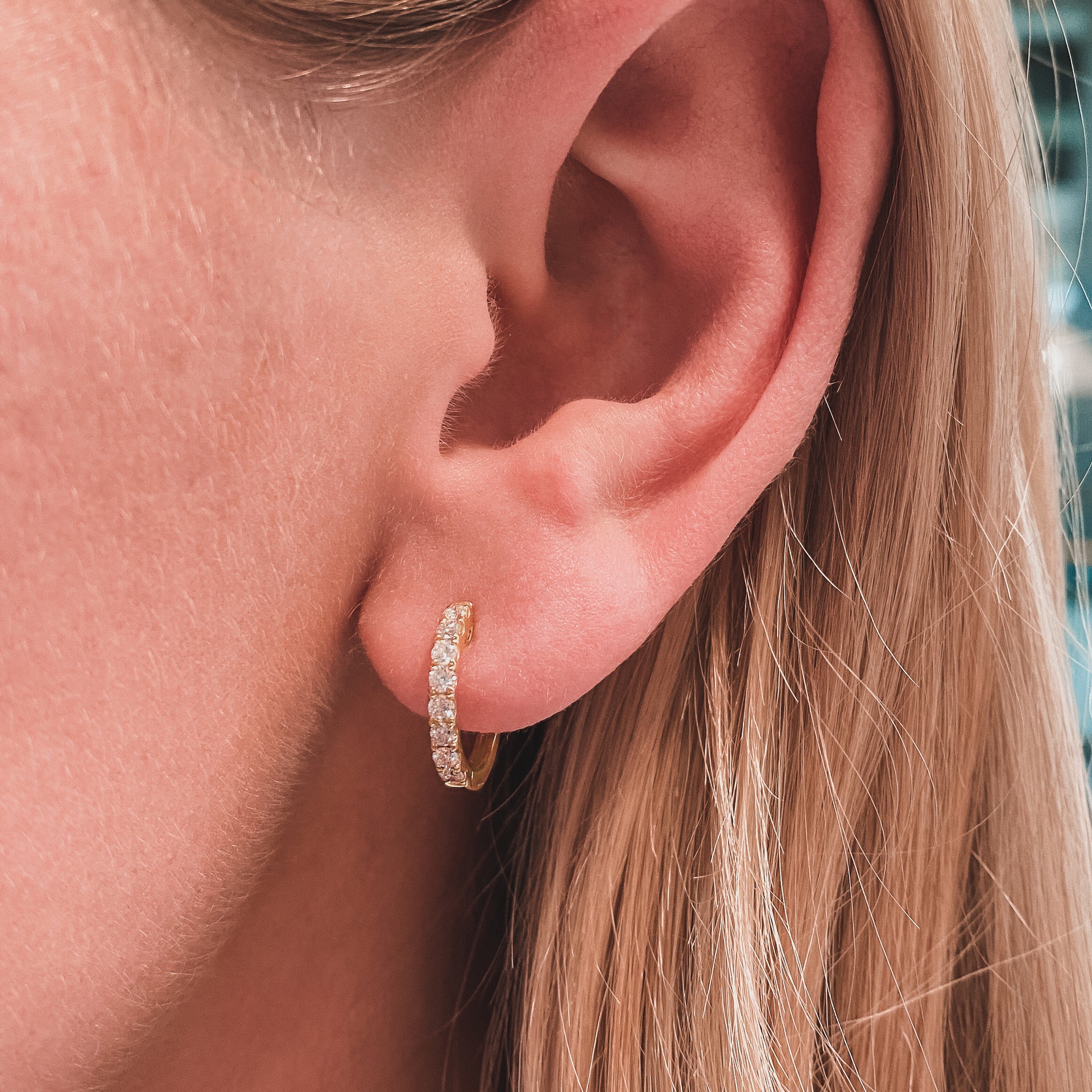 18k gold diamond huggie earrings Clearance