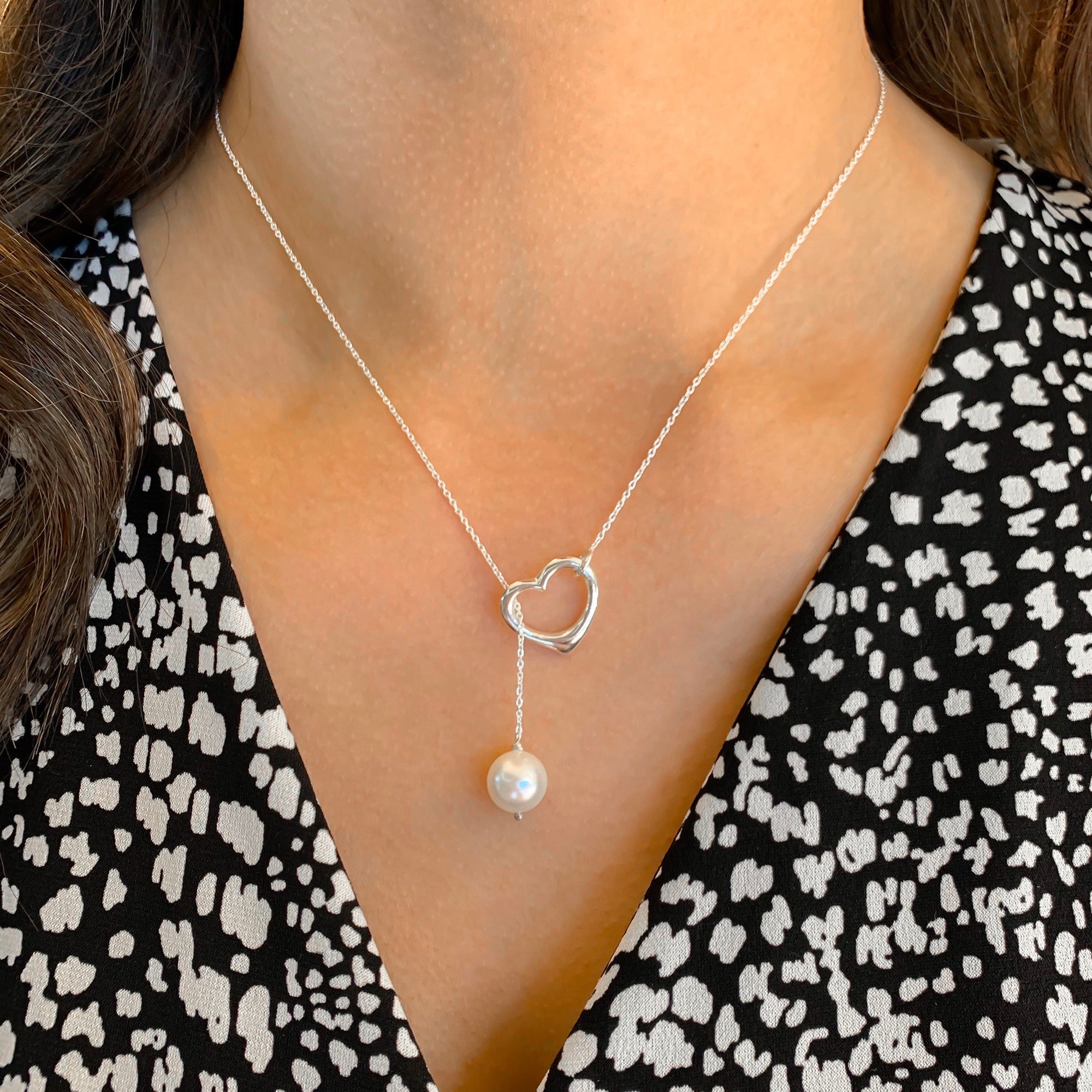 Open heart pearl necklace Clearance